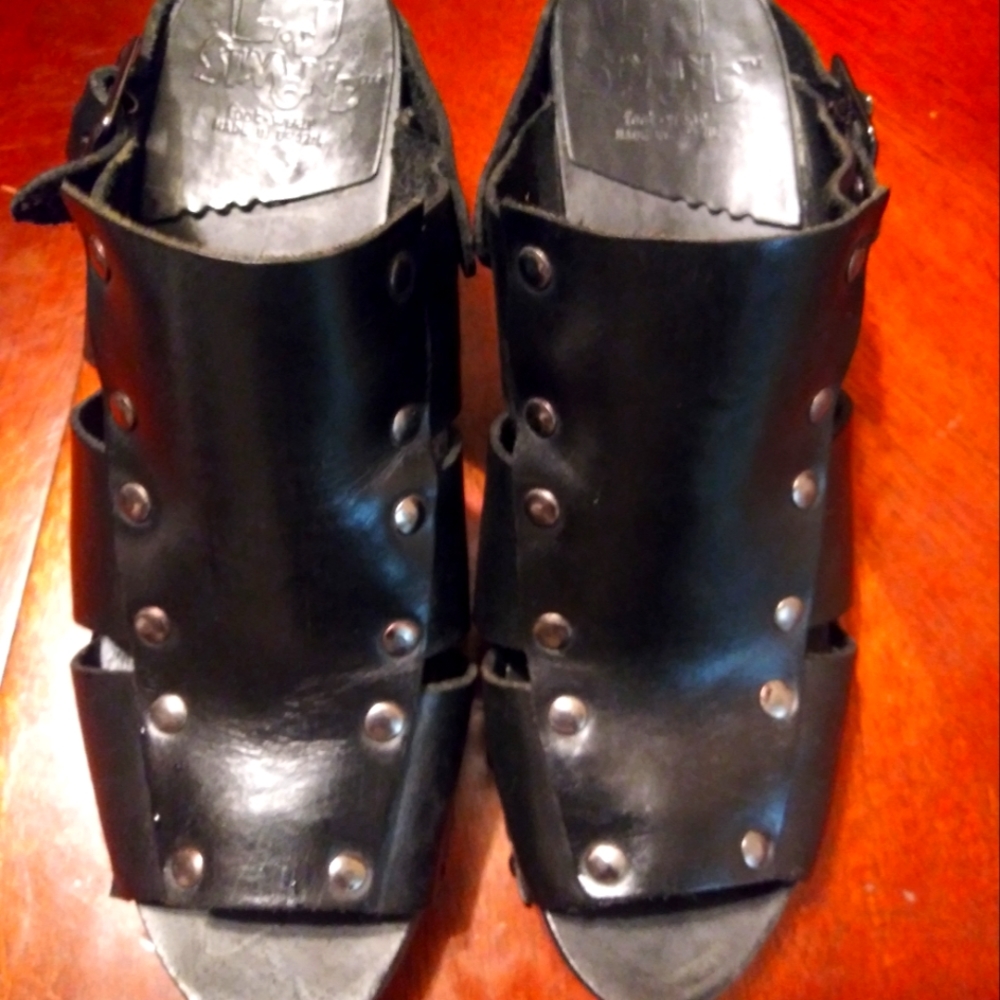 LJ SIMONE SANDAL